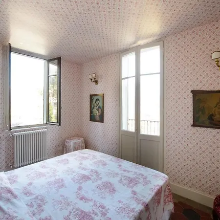 Villa Maria