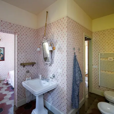 Maria Villa